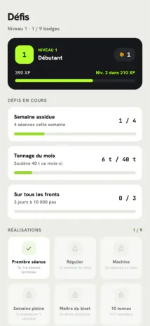 Onglet Défis: niveau, points d'expérience, défis en cours et badges à débloquer.